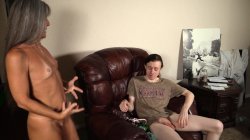 Captura de 'Aunties Panties: Stop Sniffing and Fuck Me' nº 46