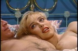 Captura de 'Blonde Bombshell' nº 75