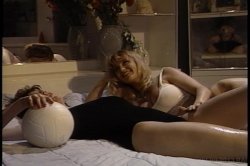 Captura de 'Blonde Bombshell' nº 110