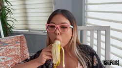 Captura de 'Stretching My Girlfriend's Pussy 20' nº 36