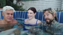 Captura de 'Fat Ass Redhead Freak Apra Shay Squirts After Spa Day' nº 11
