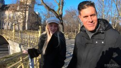 Captura de 'Tiny Melody Marks Tight Twat Makes Stepdad Cum Early' nº 8