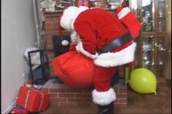 Captura de 'I Saw Mommy Eating Santa Claus' nº 11