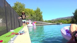 Captura de 'Plumper Pool Party' nº 38