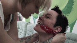Captura de 'Belladonna's Strapped Dykes' nº 4