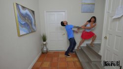 Captura de 'Share My Boyfriend 30 - On Sale! Amateur Porn Video Sale' nº 49