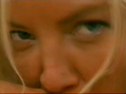 Captura de 'I'm Into Blondes' nº 70