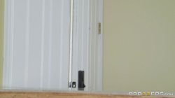 Captura de 'Voyeur Next Door, The' nº 77