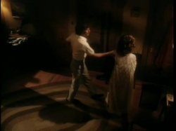 Captura de 'Touch Me In The Morning' nº 8