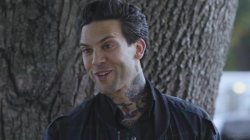 'With Love' screenshot nº 3
