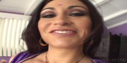 Captura de 'Hot Indian P.O.V. 2' nº 71