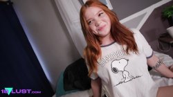 'Olivia Elfie Porn Debut' screenshot nº 37