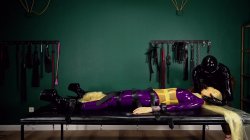Captura de 'Rubber Makes Lizanne Comes Hard in Rubber' nº 26