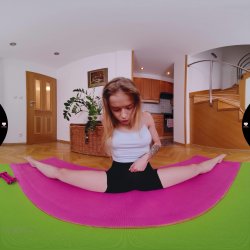 'Join Me for the Workout, Darling' screenshot nº 22