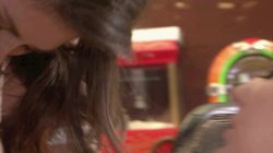 Captura de 'Shyla Jennings Loves Womxn' nº 95