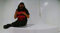 Captura de 'Lobby Season 4 Episode 5: Facial, The' nº 71