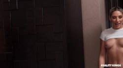Captura de 'Poppin' Latin Pussy Vol. 25' nº 63