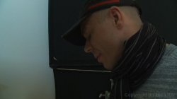 Captura de 'Official To Catch A Predator Parody 2' nº 40