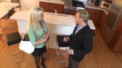Captura de 'Official To Catch A Predator Parody 2' nº 130