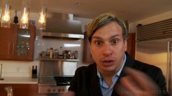 Captura de 'Official To Catch A Predator Parody 2' nº 132