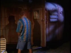 Captura de 'Small Town Girl' nº 40