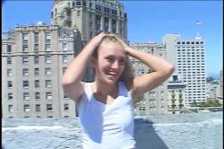 Captura de 'Blondes Behaving Badly' nº 60