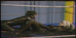 Captura de 'Wrestling Fetish Lesbians 2' nº 130