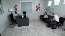 Captura de 'Busty Girlfriend Jackie Hoff Gets Cuckold From Big Dicked Boss' nº 12