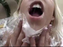 Captura de 'Cum On Baby Bite My Wire' nº 48
