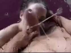 Captura de 'Cum On Baby Bite My Wire' nº 10