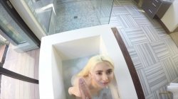 Captura de 'Young Girl's First Orgasm 2, A' nº 136