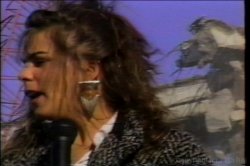 Captura de 'Earthquake Girls' nº 37