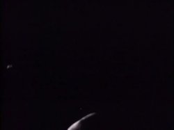 Captura de 'Angel Above and the Devil Below' nº 19