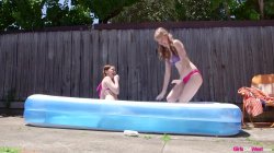 Captura de 'Splash (Girls Out West)' nº 14