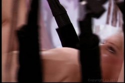 Captura de 'Nina Hartley's Advanced Guide to Sex Toys' nº 90