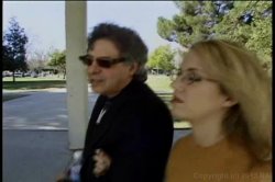Captura de 'Pussyman's Campus Sluts Busted!' nº 34