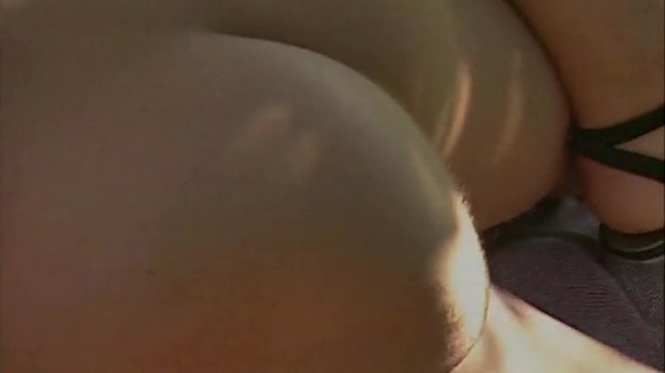 streaming porn video screenshot