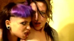 'Your Place Or Mine? - On Sale! Beat The Heat Flash Sale' screenshot nº 38