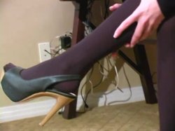 'Jennifer Dark And Miko Sinz Jerk Off Encouragement Pantyhose/Bodystocking' screenshot nº 47