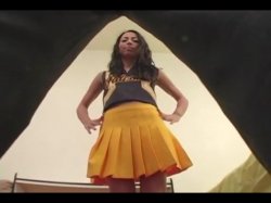 'Femdom Cheerleader Ballbusting Blowjobs' screenshot nº 43
