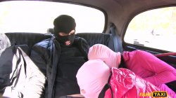 'Fake Taxi Presents - Lady Dee And Yasmine' screenshot nº 17