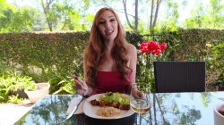 Captura de 'How I Met My Girlfriend Lauren Phillips' nº 25