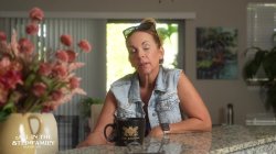 Captura de 'Dirty Little Step-Daughter Gets Big Dick Housewarming Gift' nº 10