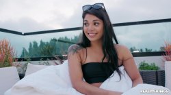 Captura de 'We Live Together Season 1' nº 88