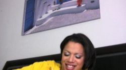 'Busty & Black' screenshot nº 42