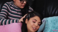 Captura de 'When Girls Play 30' nº 94