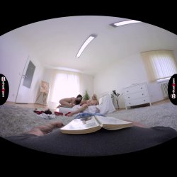 'Virtual Group Sex Orgy' screenshot nº 35