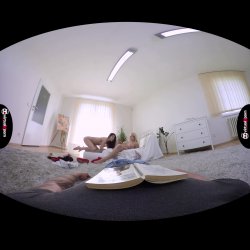 'Virtual Group Sex Orgy' screenshot nº 40