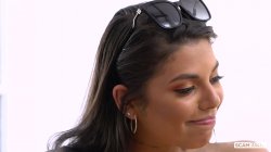 'Scam Angels Vol. 12' screenshot nº 10