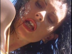 'Rich Bitch' screenshot nº 39